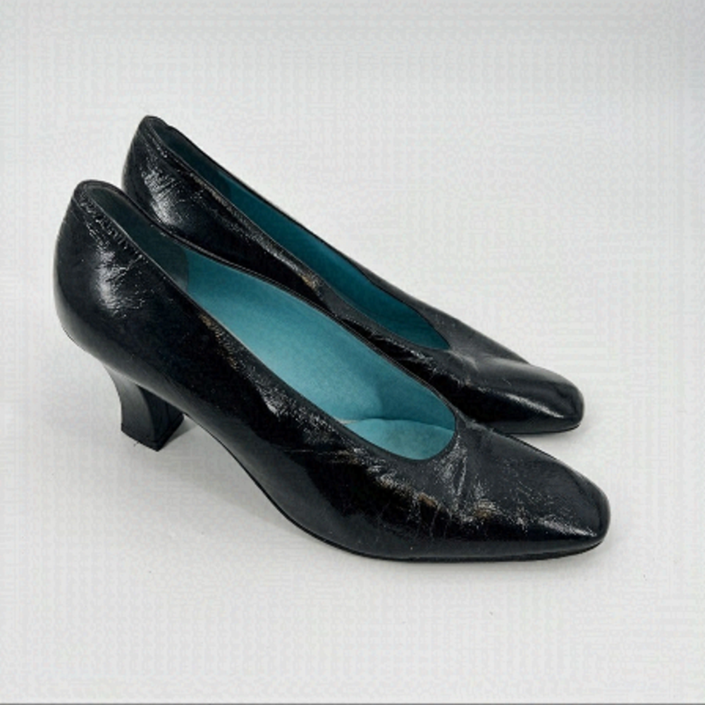 THIERRY Rabotin black square toe heels size 9